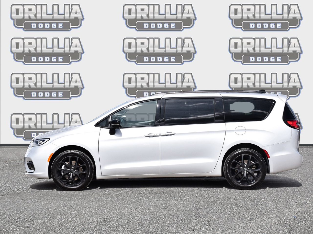 2026 Chrysler Pacifica SELECT AWD-2