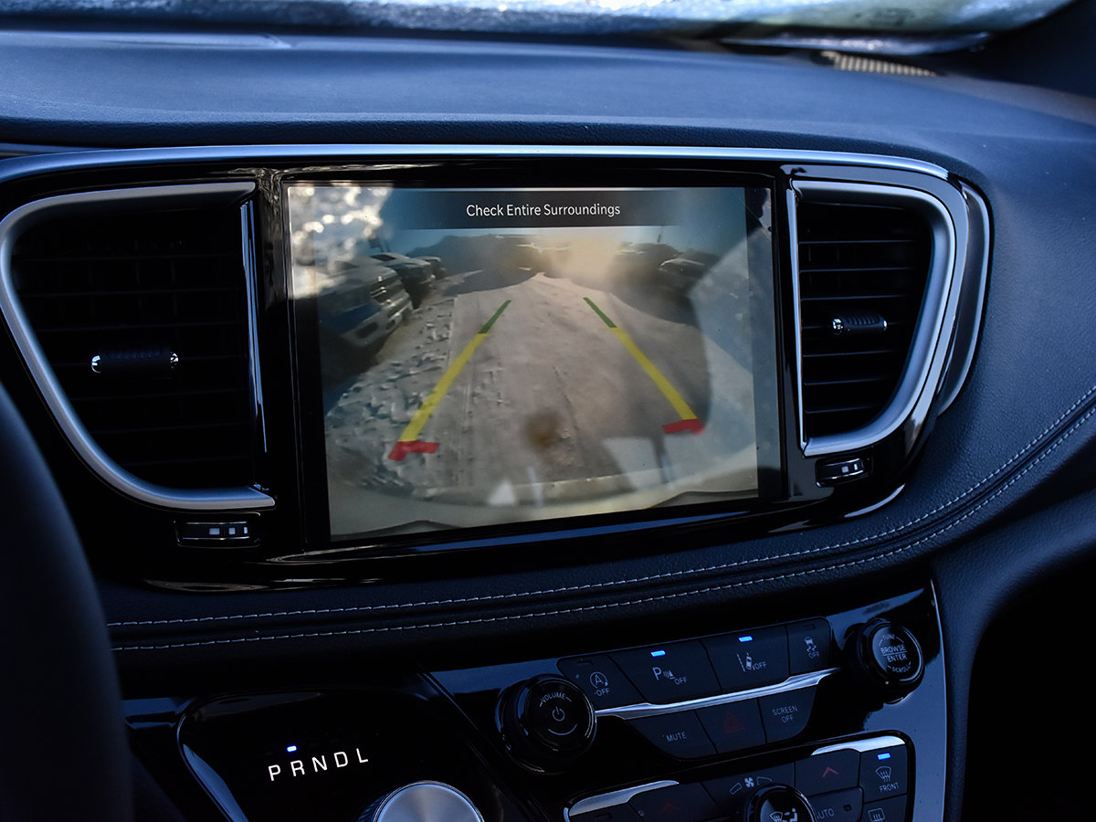 2026 Chrysler Pacifica SELECT AWD-23