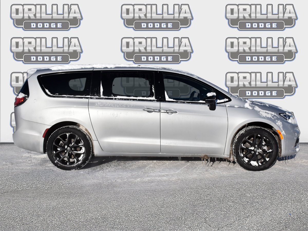 2026 Chrysler Pacifica SELECT AWD-2