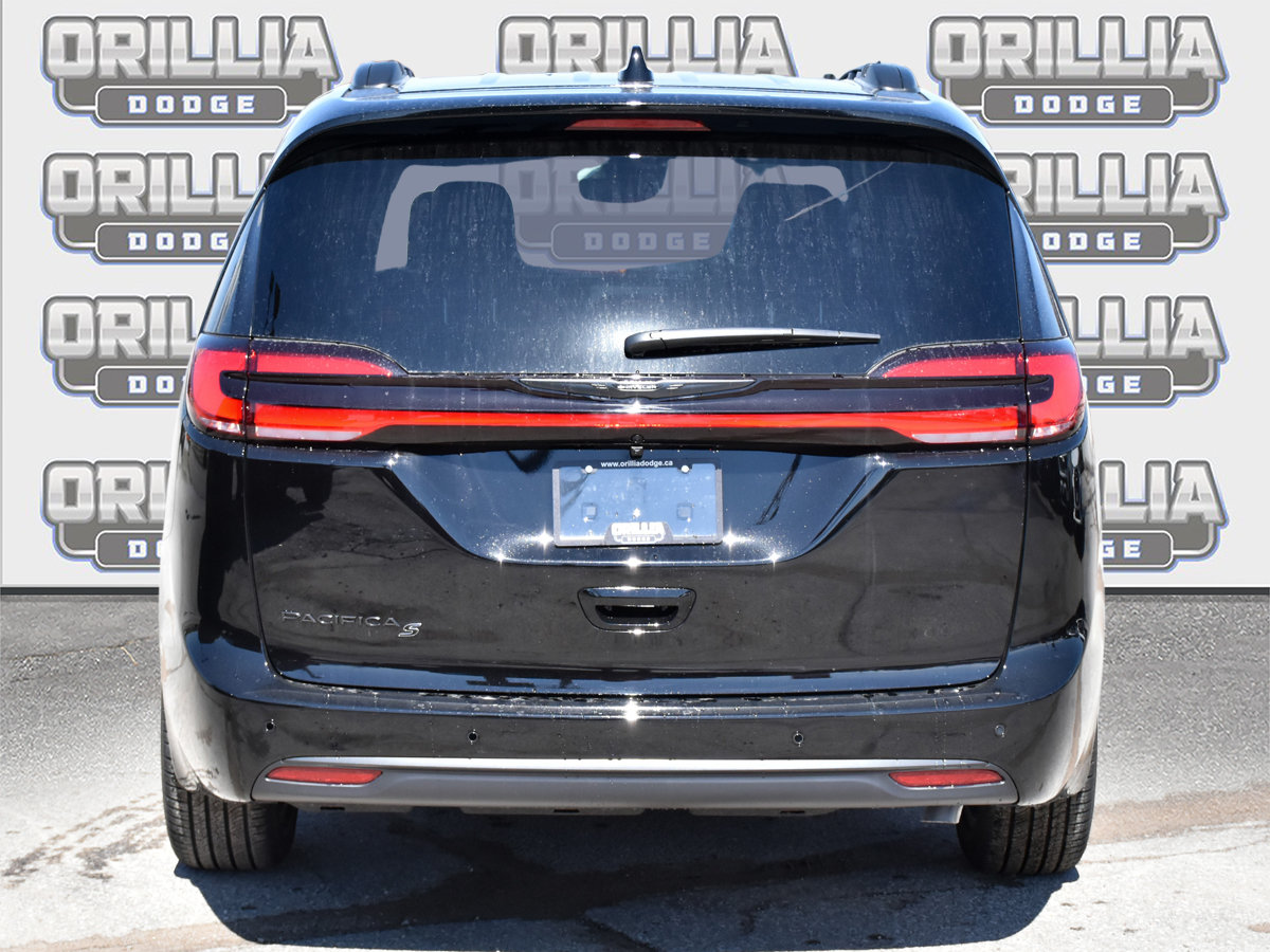 2026 Chrysler Pacifica SELECT-4