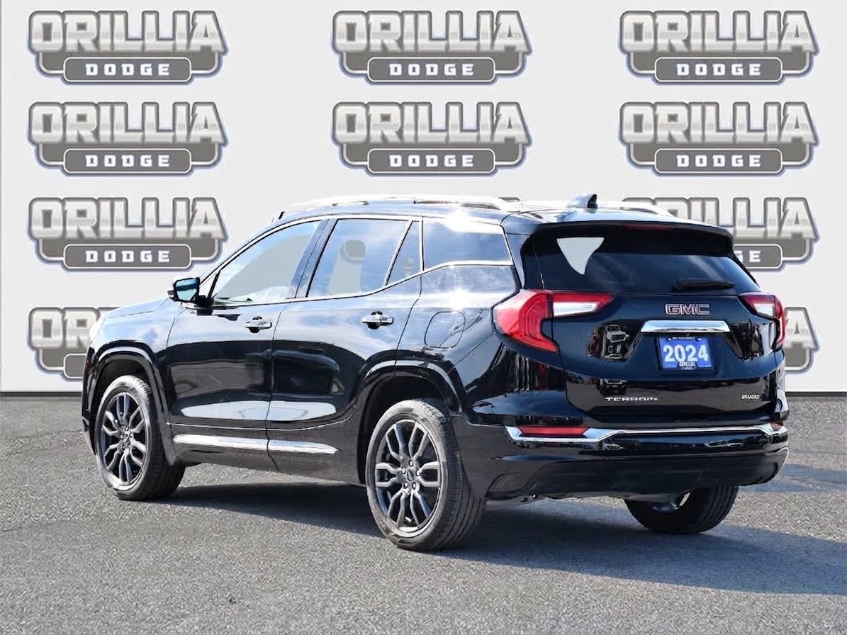 2024 GMC Terrain Denali-2