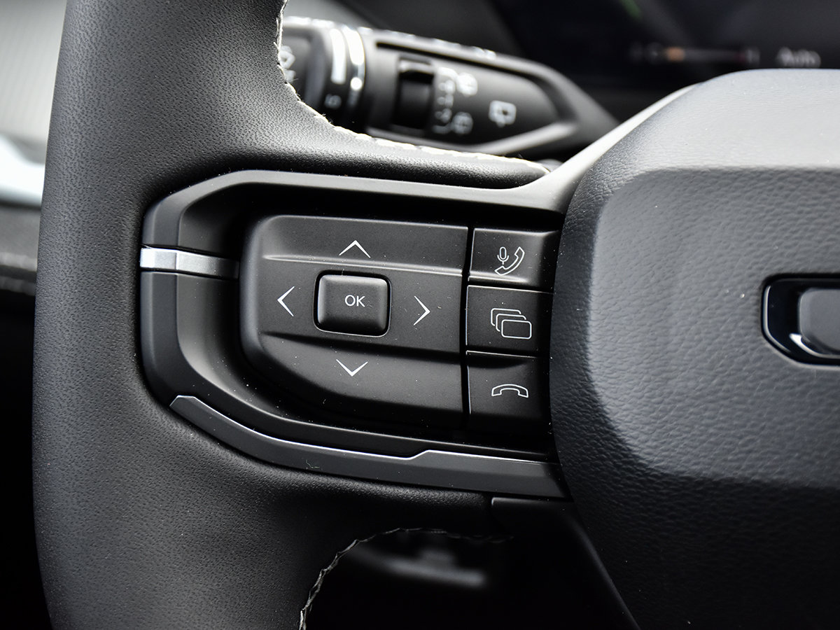 2026 Jeep Cherokee LAREDO-20