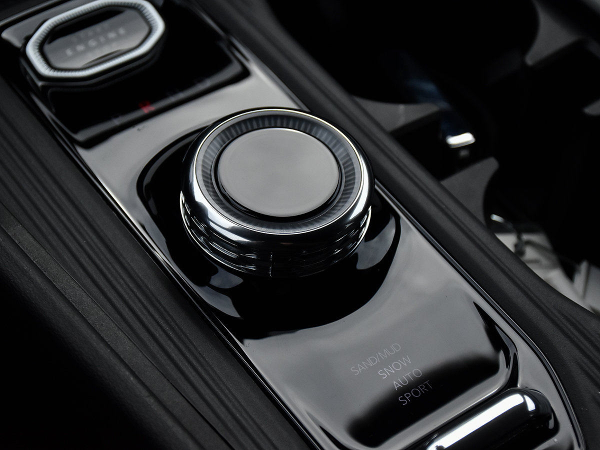 2026 Jeep Cherokee LAREDO-23