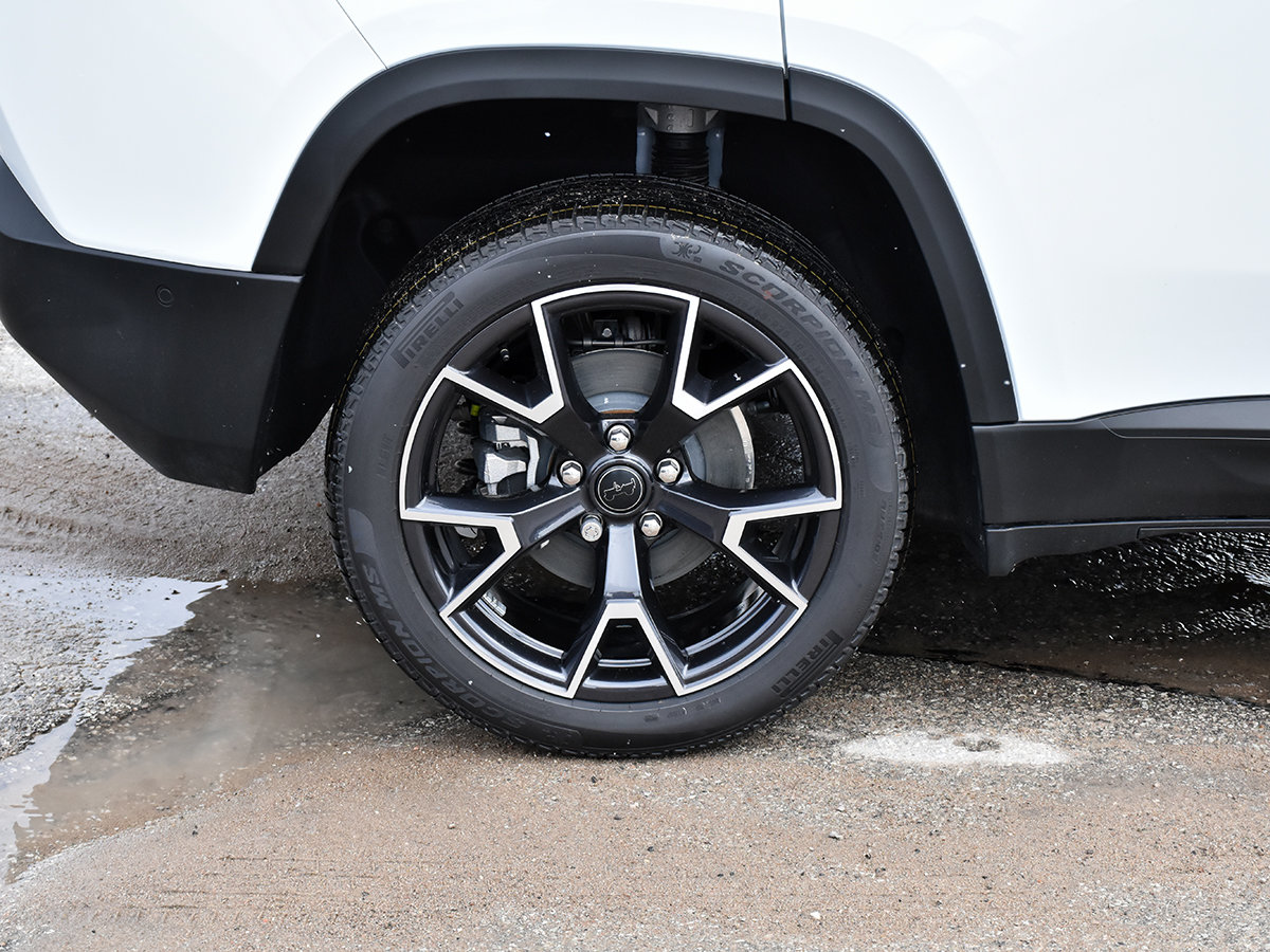 2026 Jeep CHEROKEE OVERLAND-7