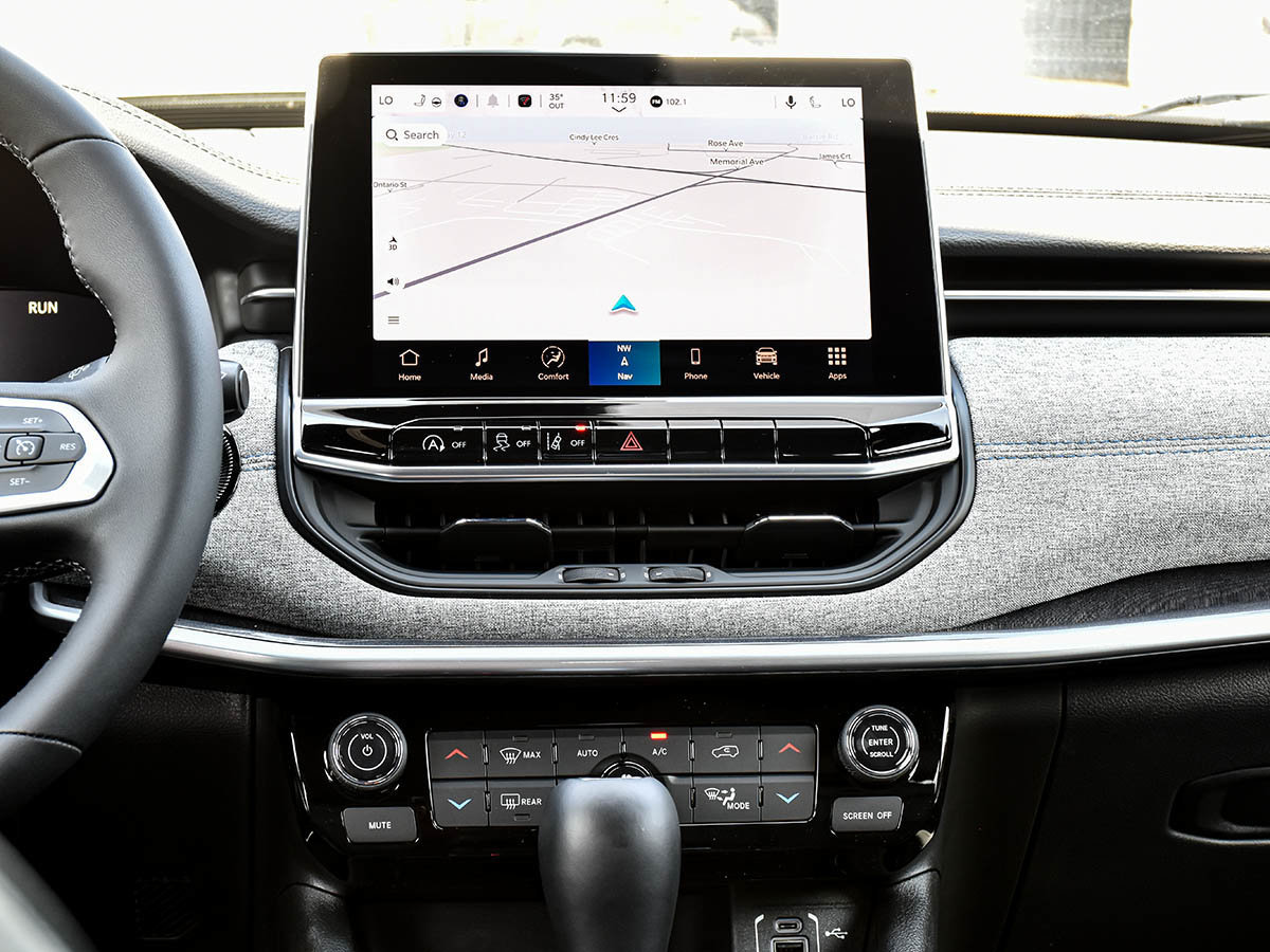 2025 Jeep Compass NORTH-17