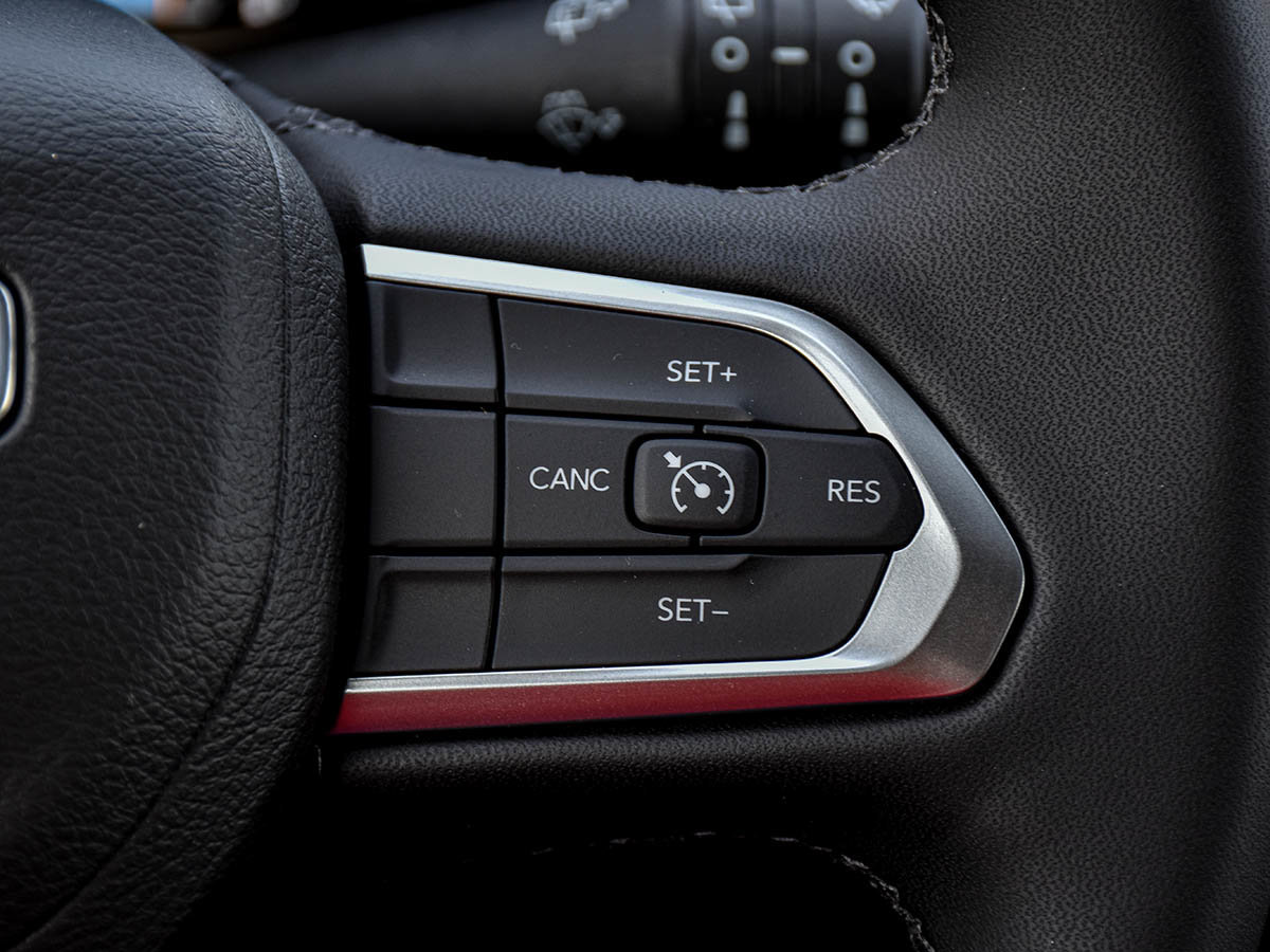 2025 Jeep Compass NORTH-22