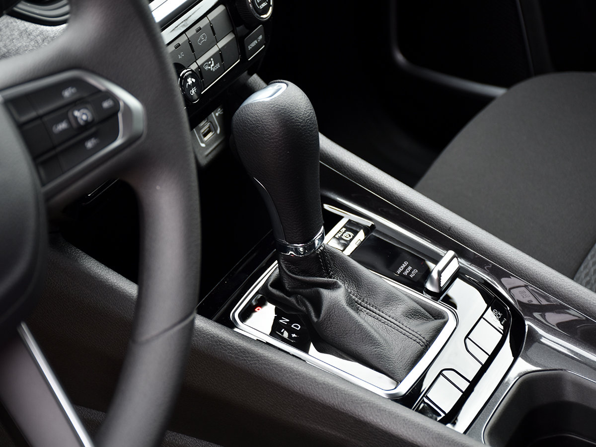 2025 Jeep Compass SPORT-11
