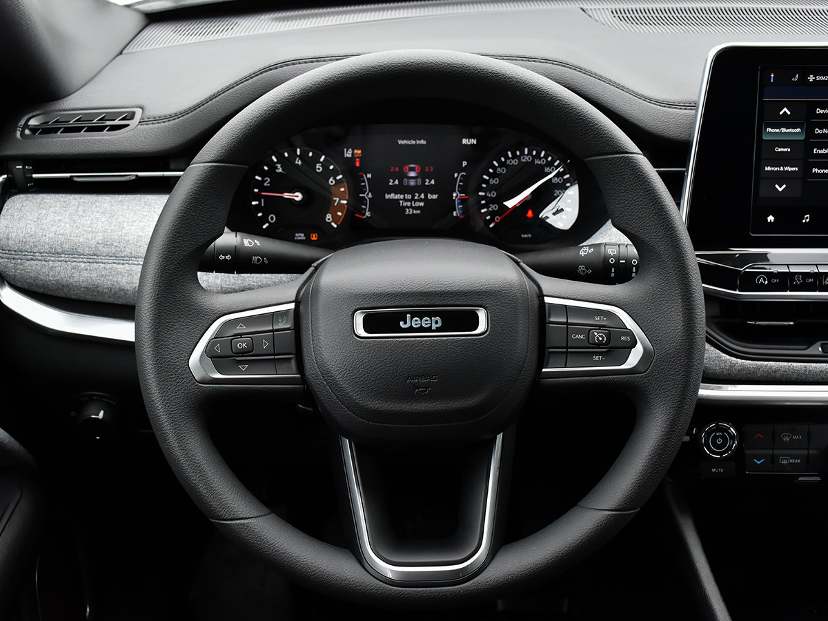 2025 Jeep Compass SPORT-12