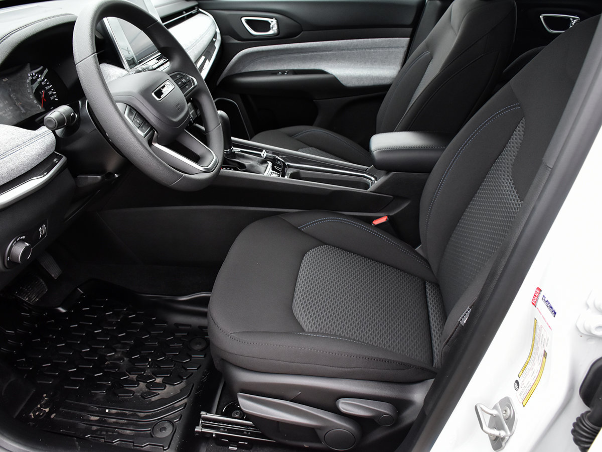 2025 Jeep Compass SPORT-8