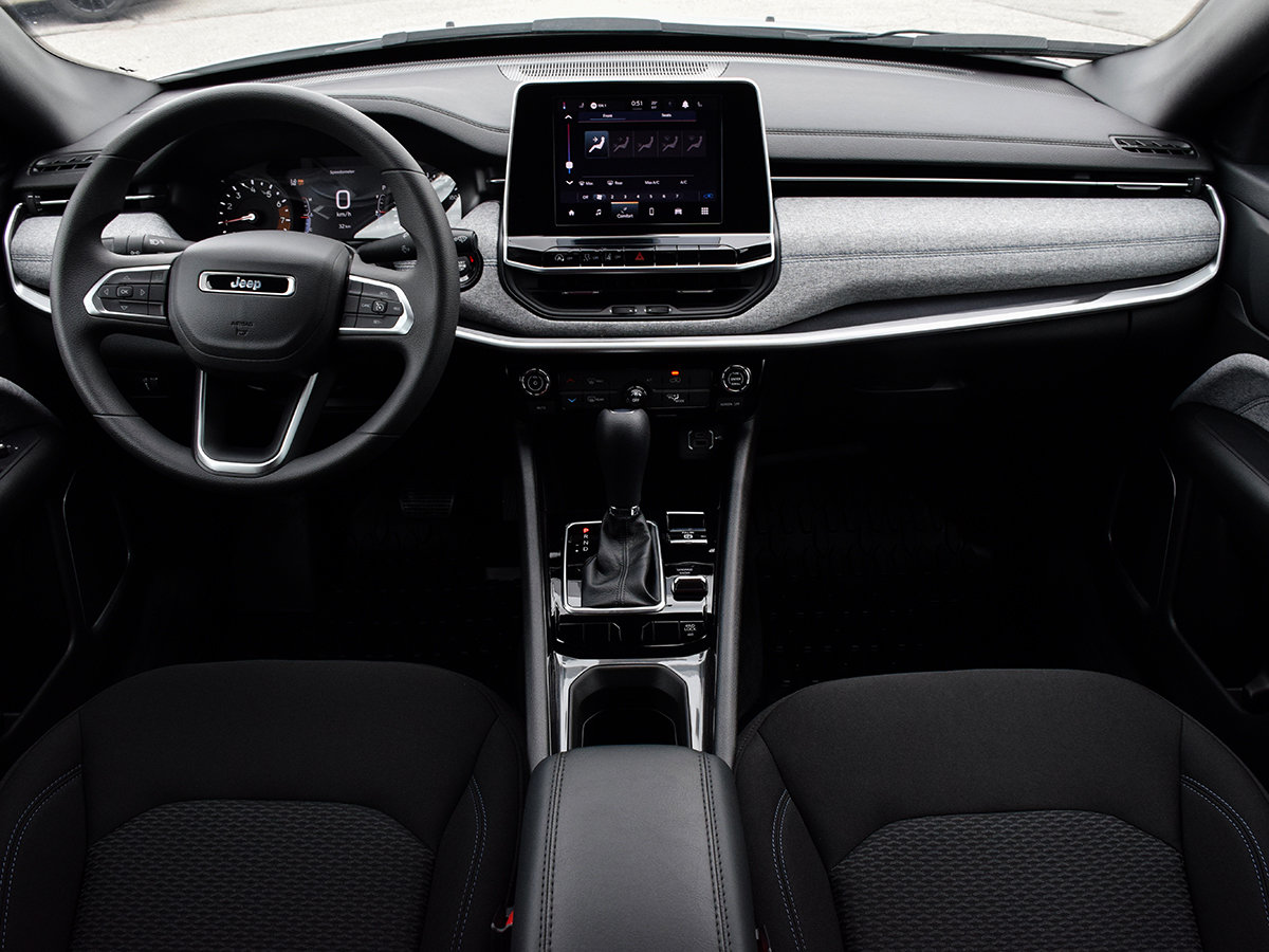 2025 Jeep Compass SPORT-12