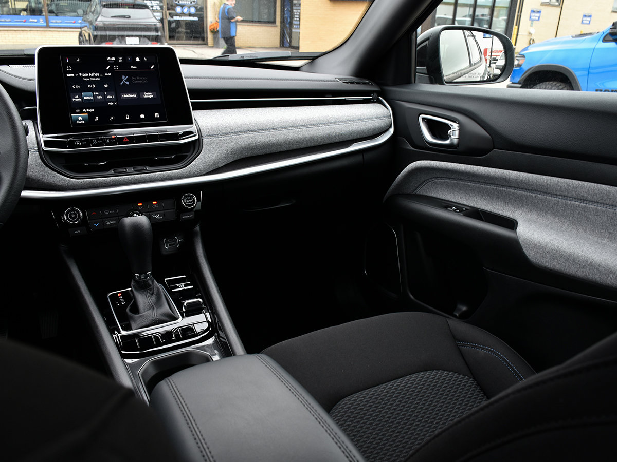 2026 Jeep Compass SPORT-19