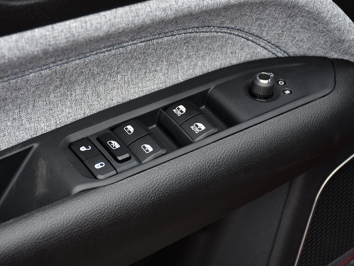 2026 Jeep Compass SPORT-12