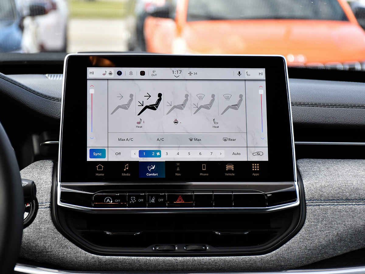 2026 Jeep Compass NORTH-16