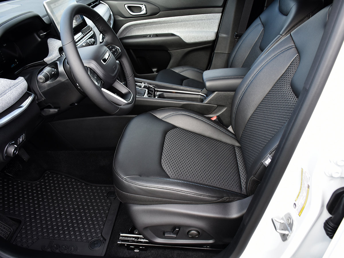 2026 Jeep Compass NORTH-9