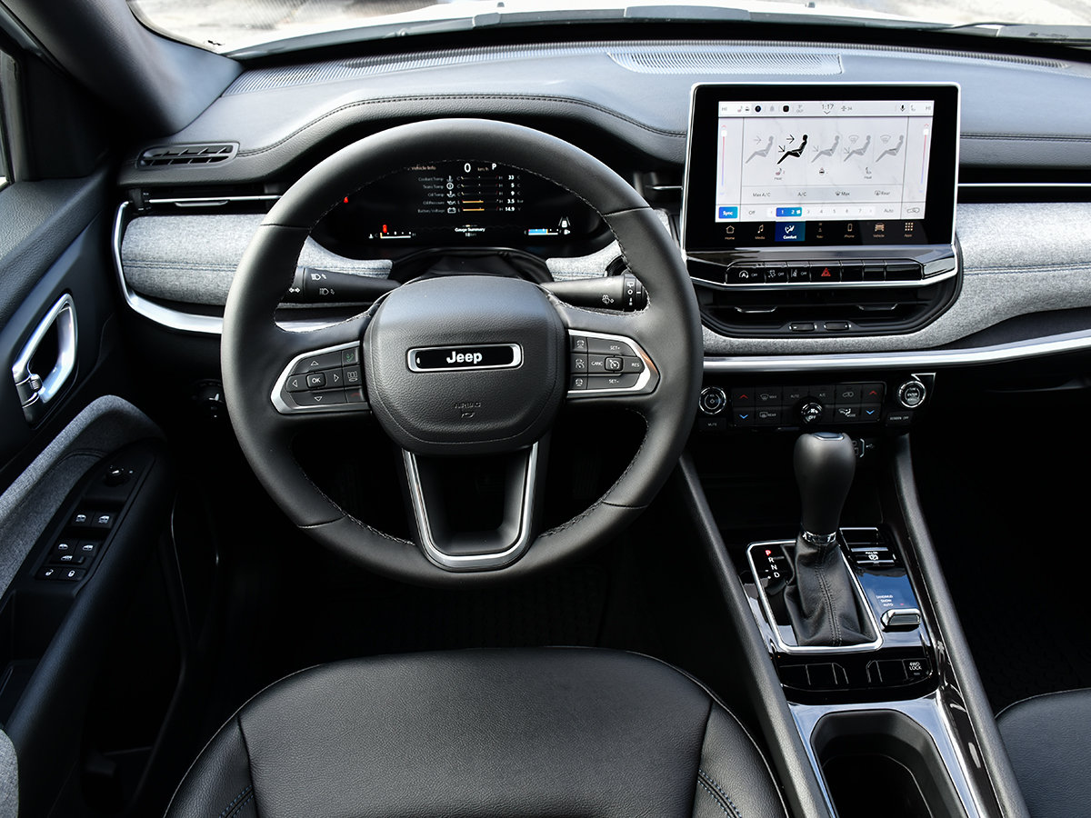 2026 Jeep Compass NORTH-13