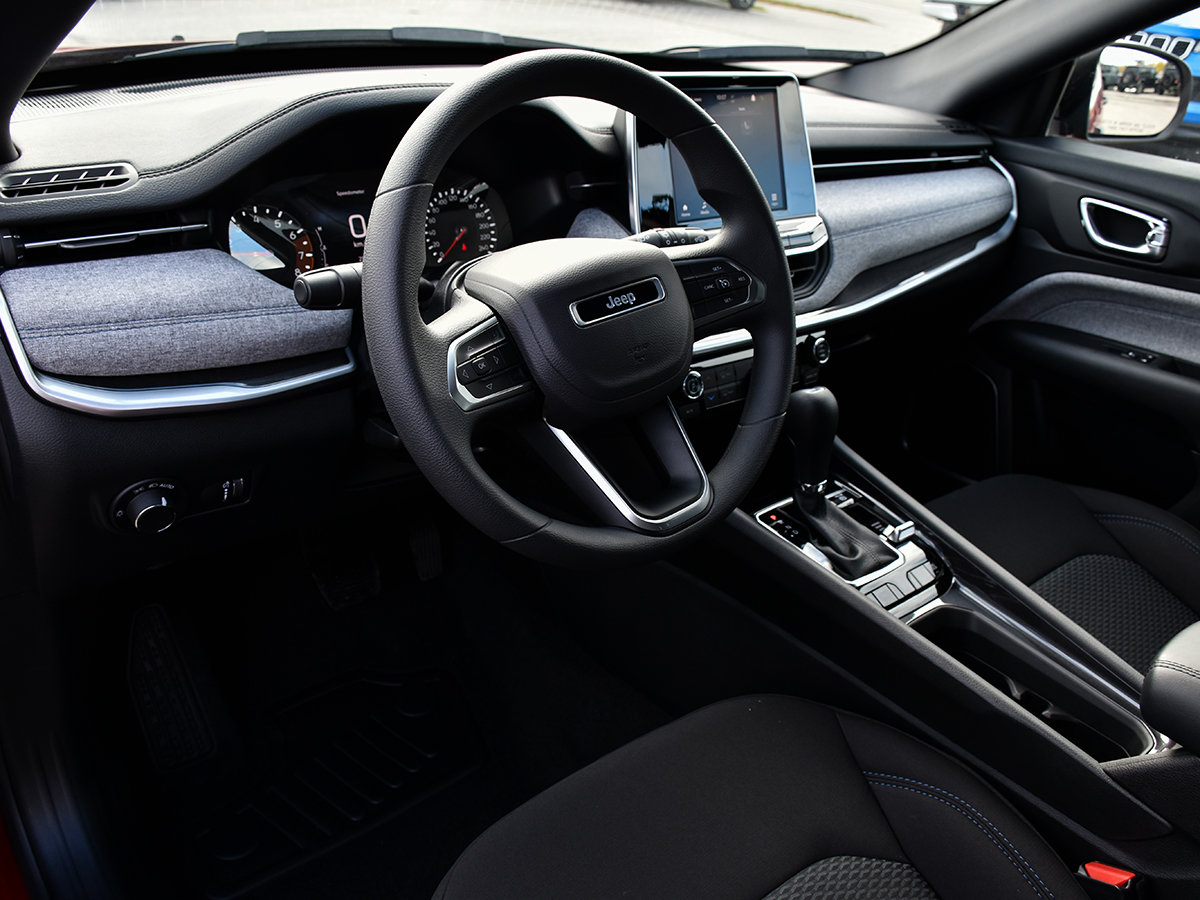 2026 Jeep Compass SPORT-9