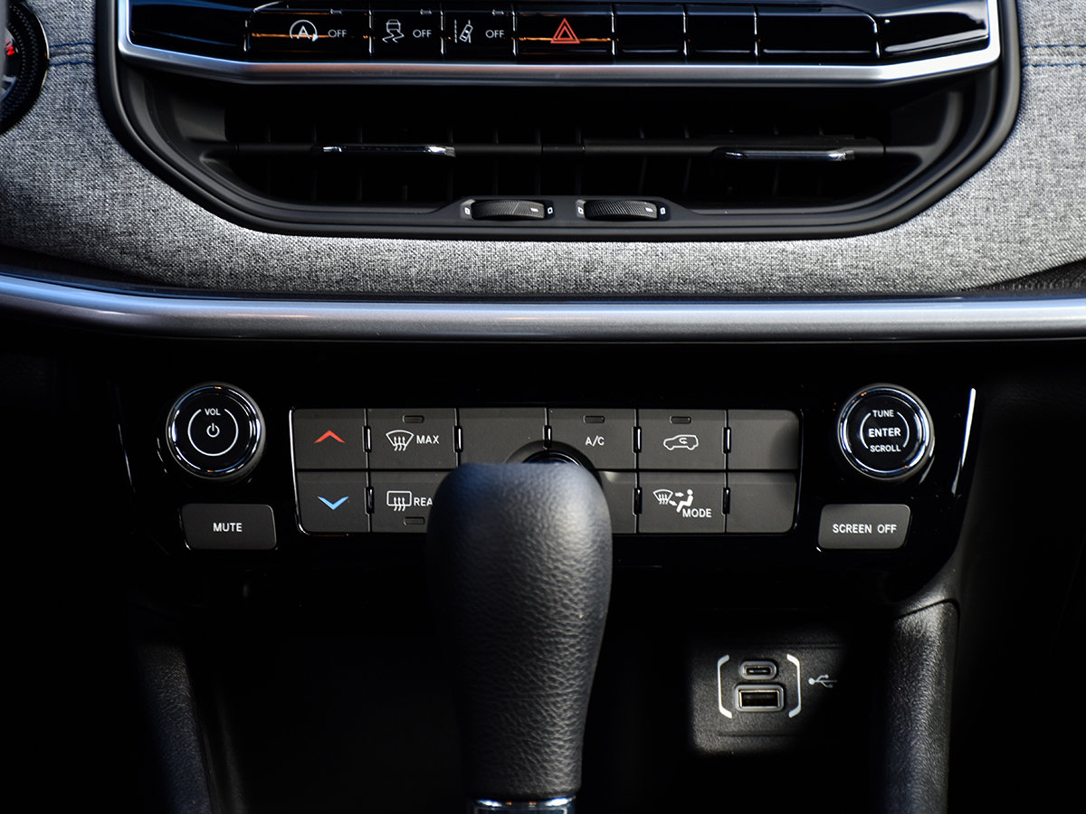 2026 Jeep Compass SPORT-17