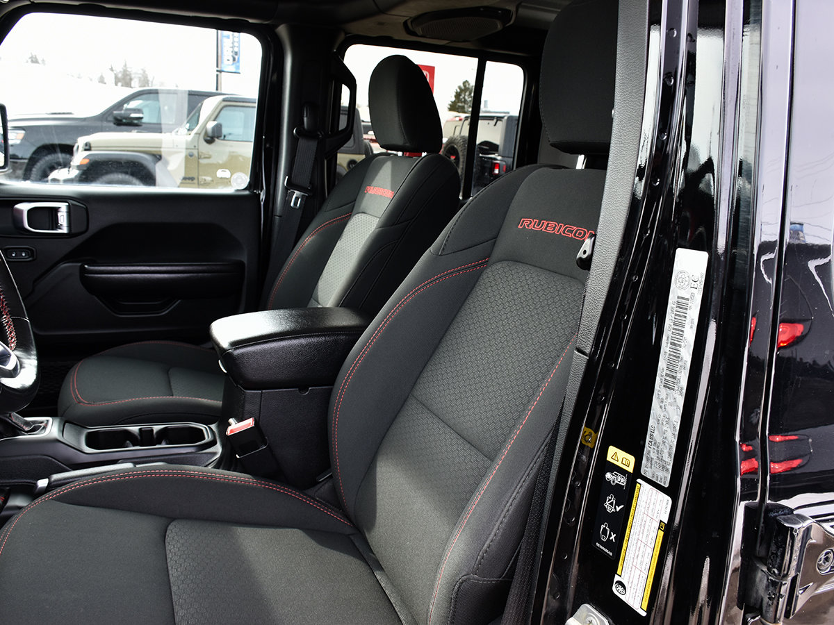 2020 Jeep GLADIATOR RUBICON-10