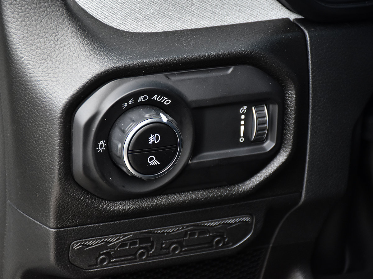 2026 Jeep Gladiator WILLYS-13