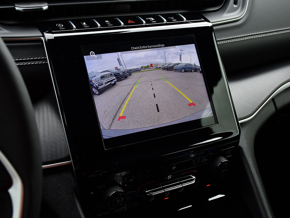 2024 Jeep Grand Cherokee ALTITUDE-23