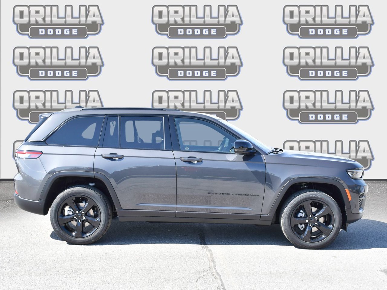 2025 Jeep Grand Cherokee LAREDO ALTITUDE-2