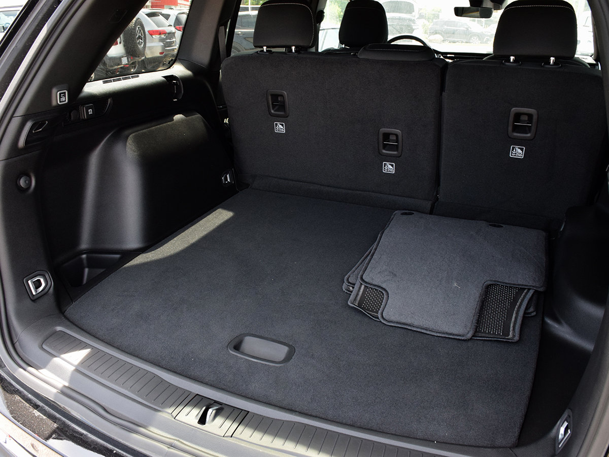 2025 Jeep Grand Cherokee LAREDO-7