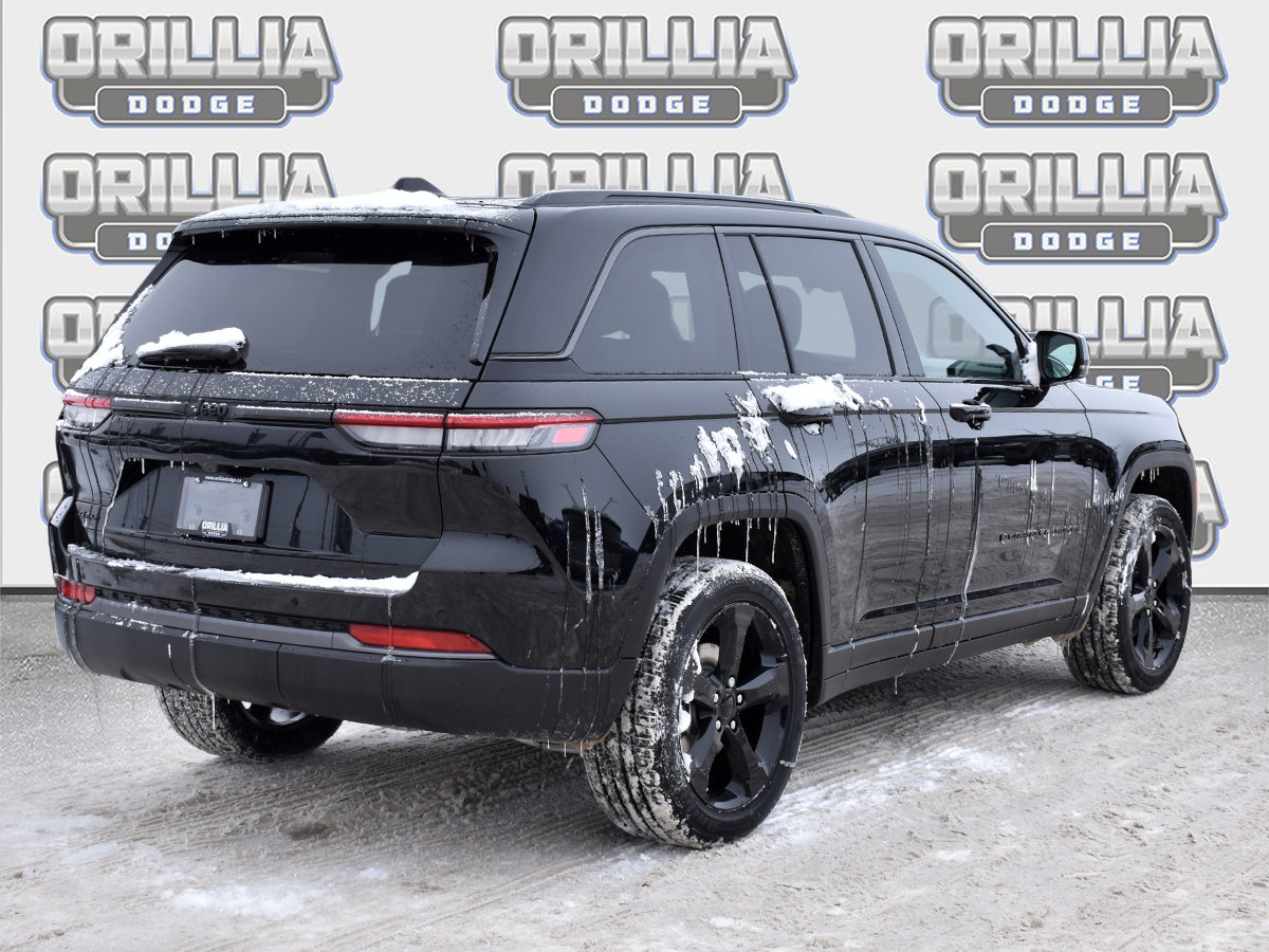 2026 Jeep Grand Cherokee ALTITUDE-3
