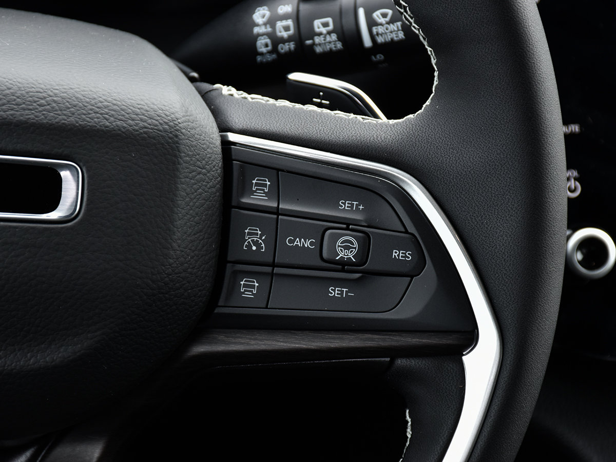 2026 Jeep Grand Cherokee ALTITUDE-17