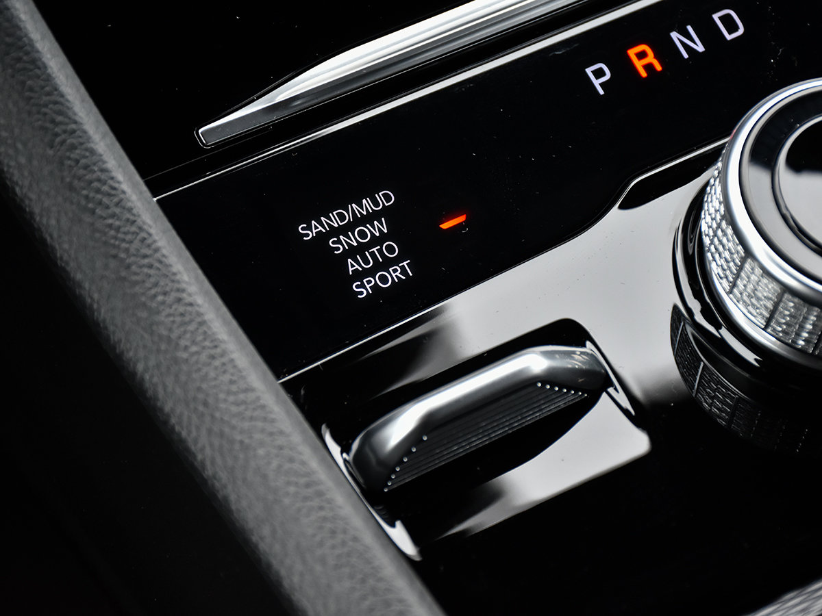 2026 Jeep Grand Cherokee ALTITUDE-24