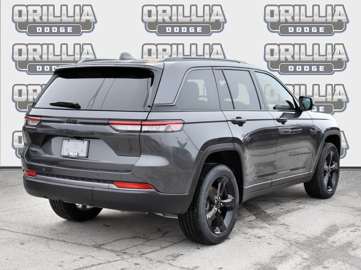 2026 Jeep Grand Cherokee ALTITUDE-3