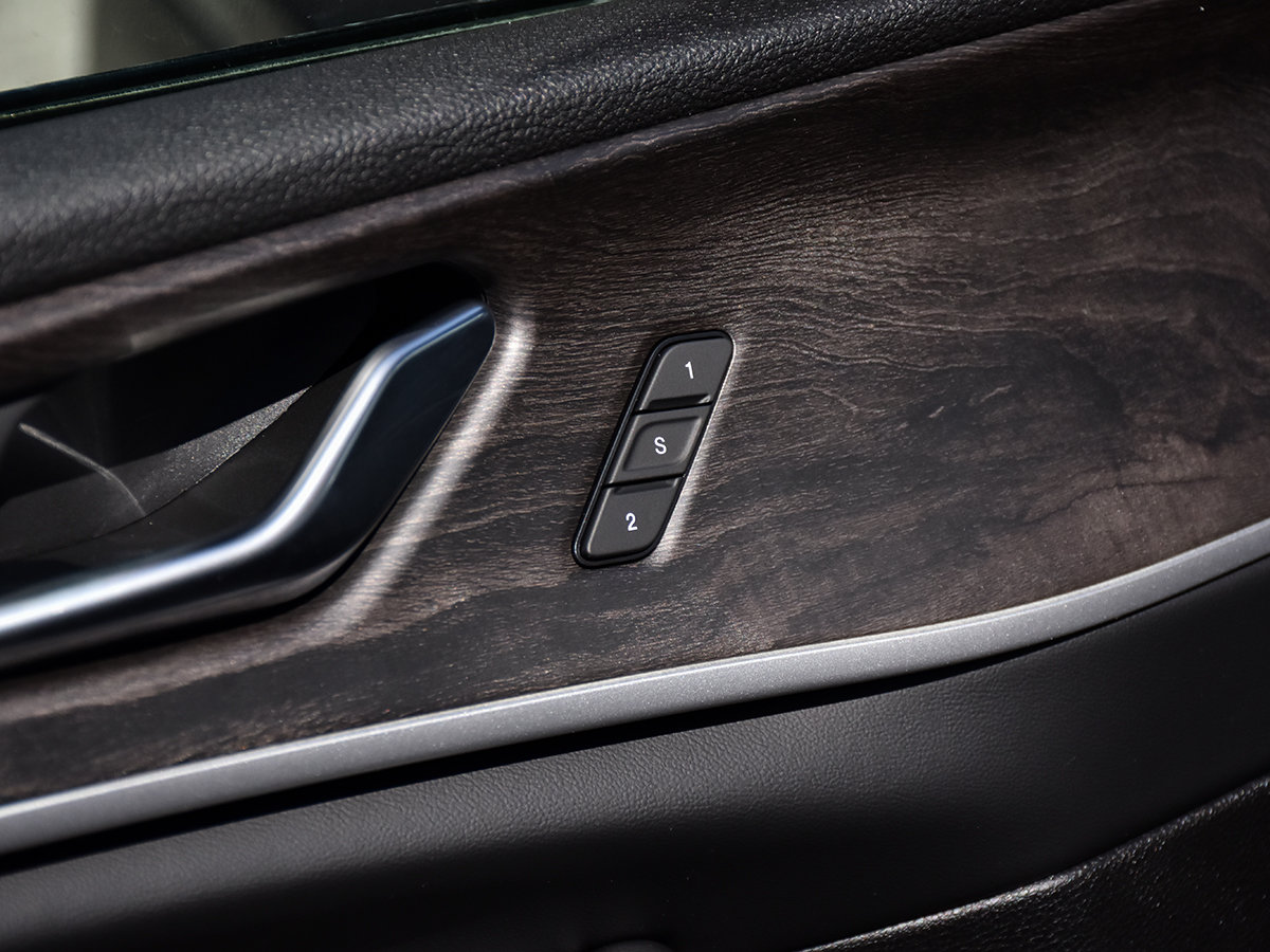 2026 Jeep Grand Cherokee LIMITED-13