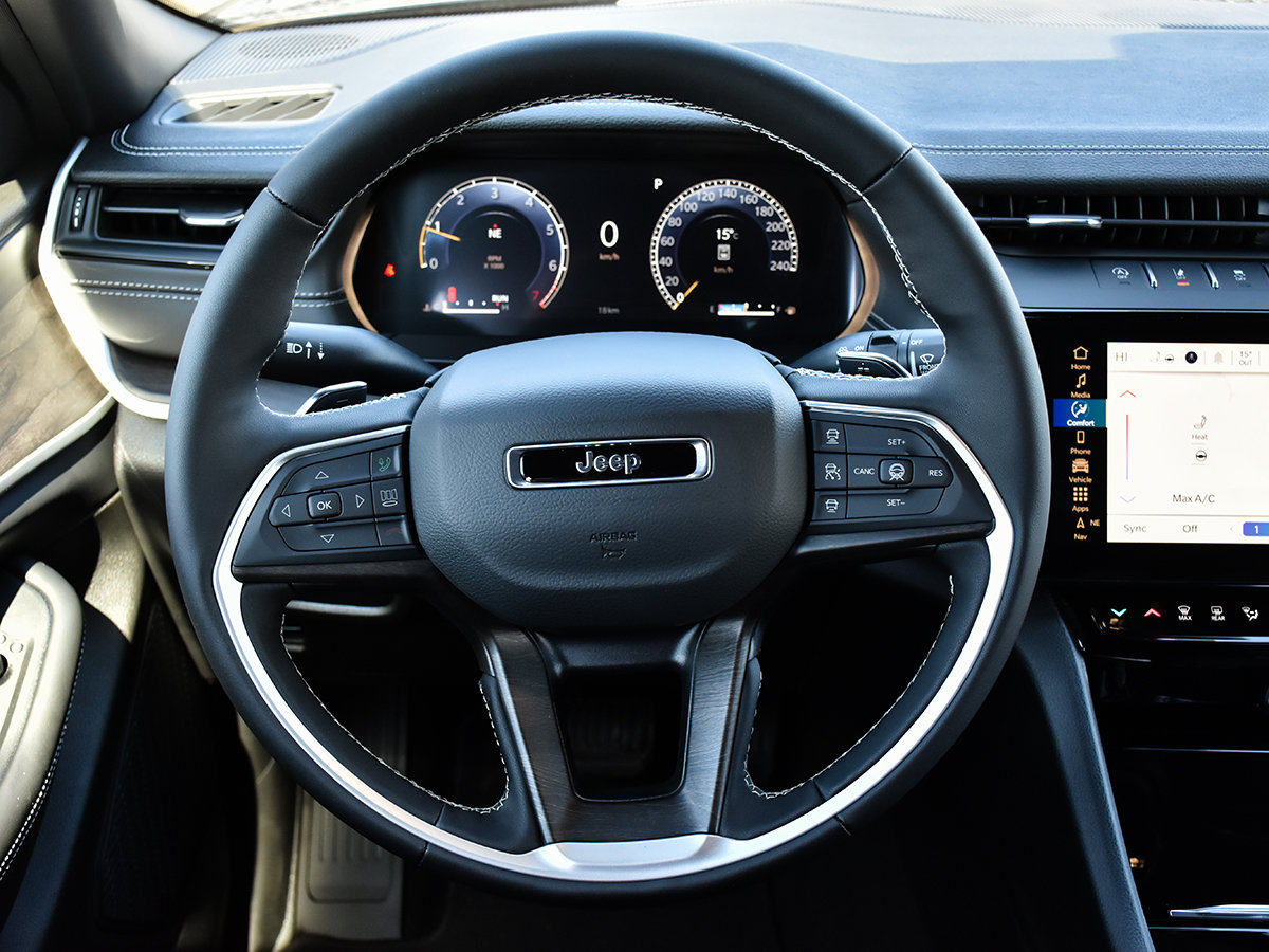 2026 Jeep Grand Cherokee ALTITUDE-15
