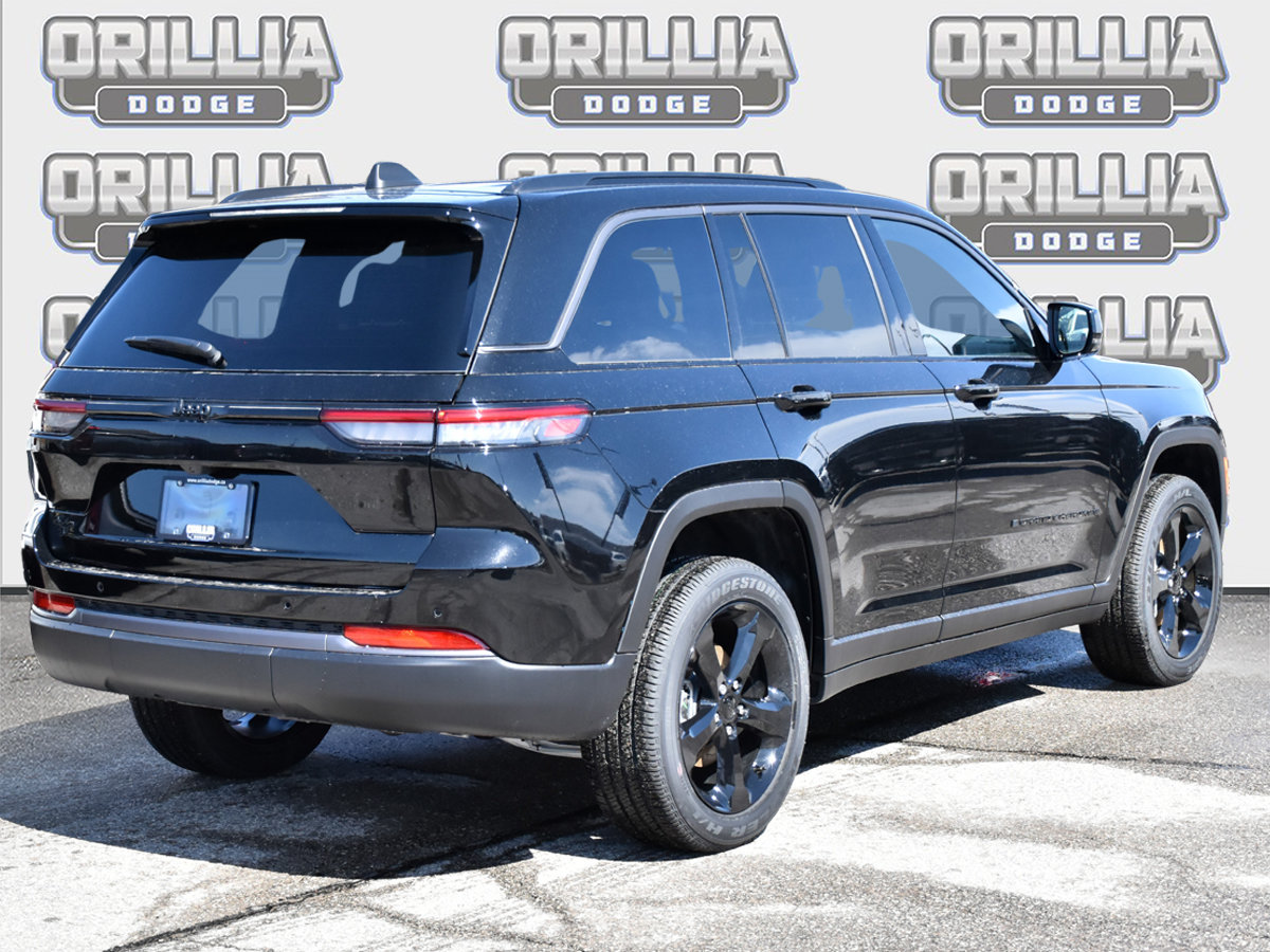 2026 Jeep Grand Cherokee ALTITUDE-3