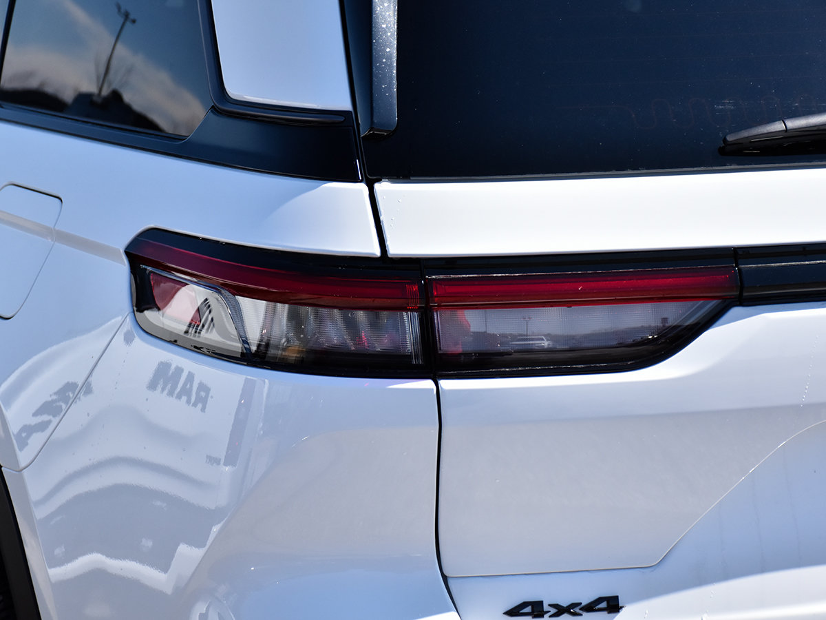 2026 Jeep Grand Cherokee ALTITUDE-7