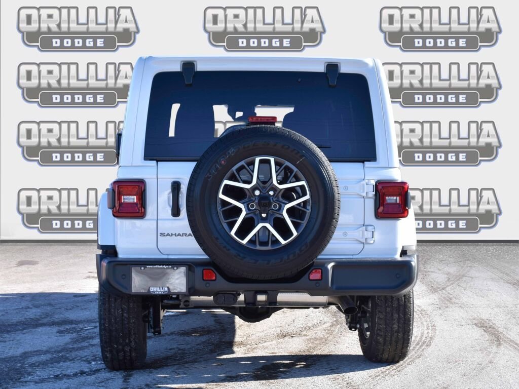 2025 Jeep Wrangler 4-Door SAHARA-4