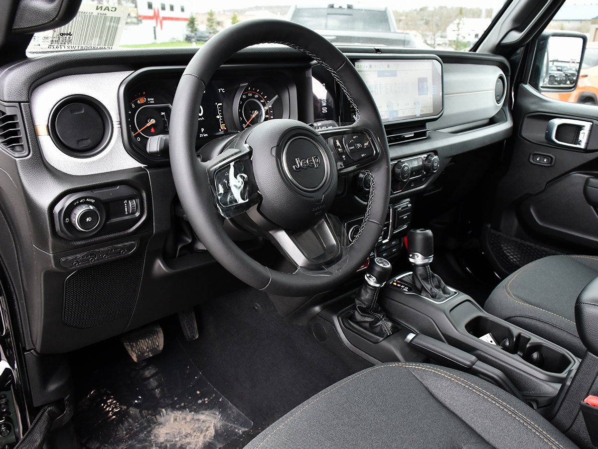 2026 Jeep Wrangler 4-Door WILLYS-7