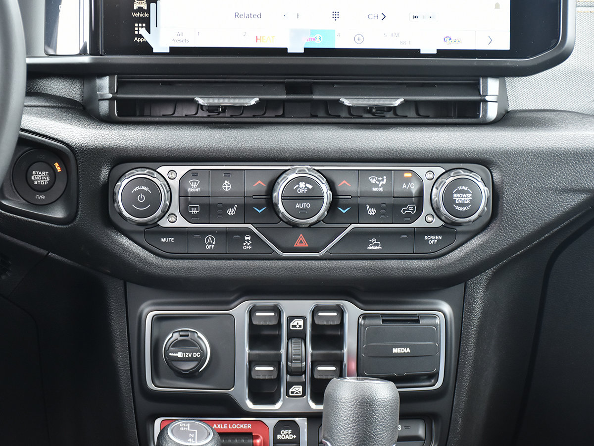 2026 Jeep Wrangler 4-Door WILLYS-15