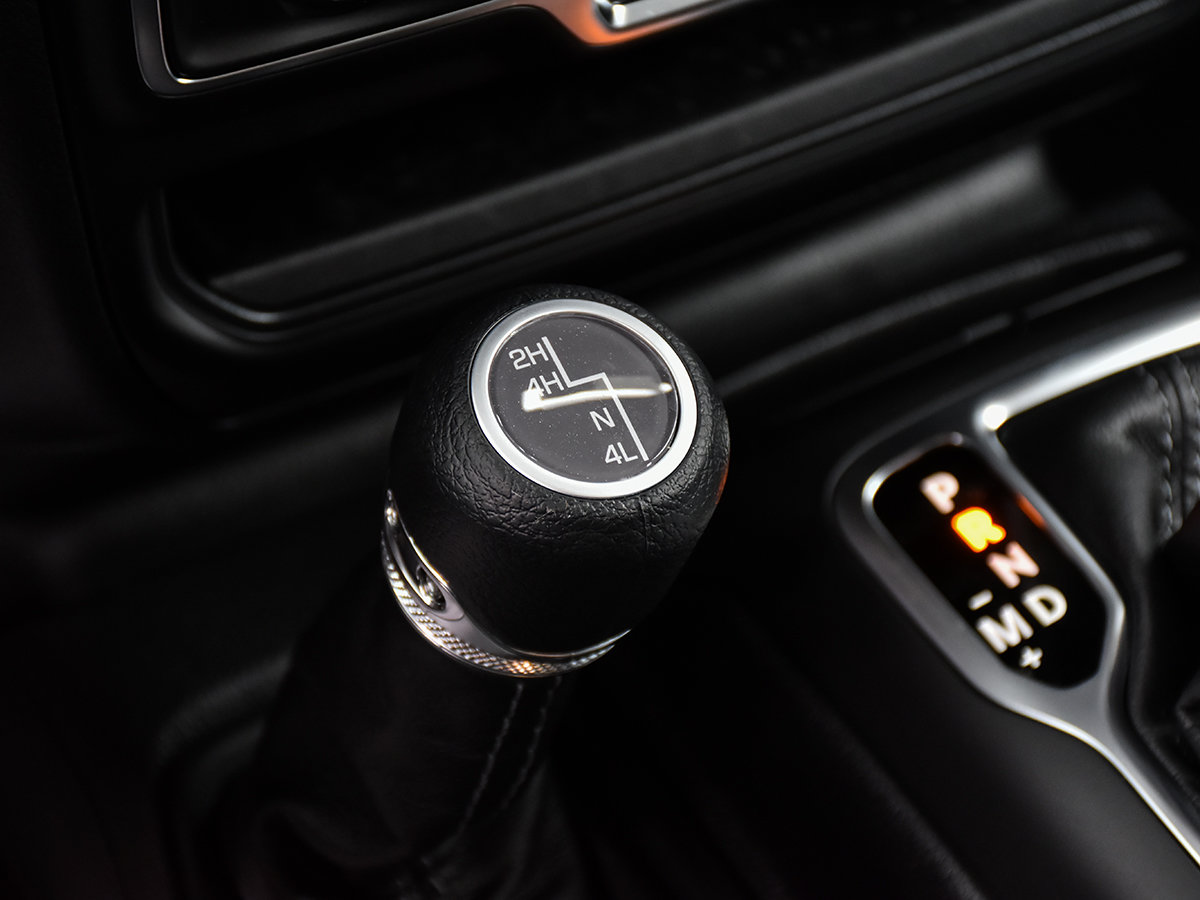 2026 Jeep Wrangler 4-Door SAHARA-21
