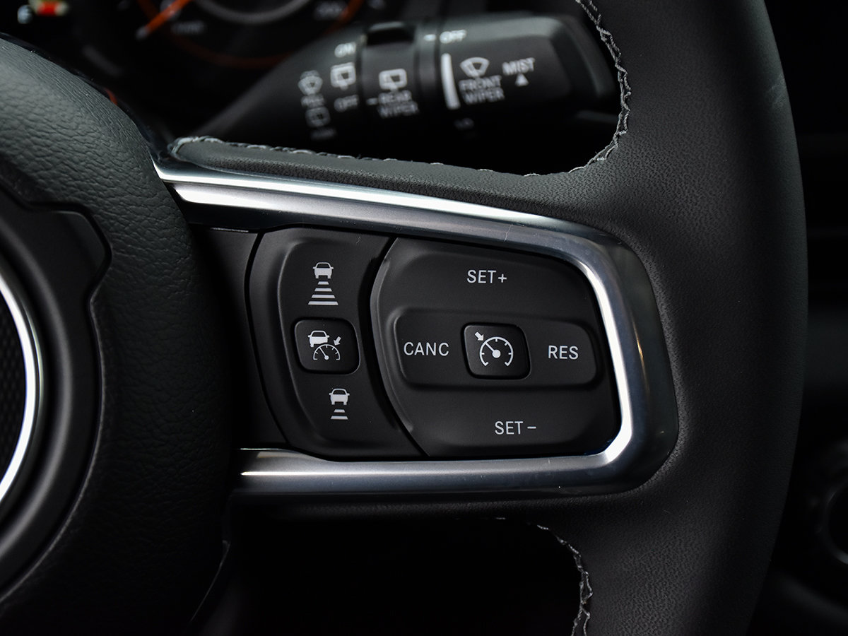 2026 Jeep Wrangler 4-Door SAHARA-12