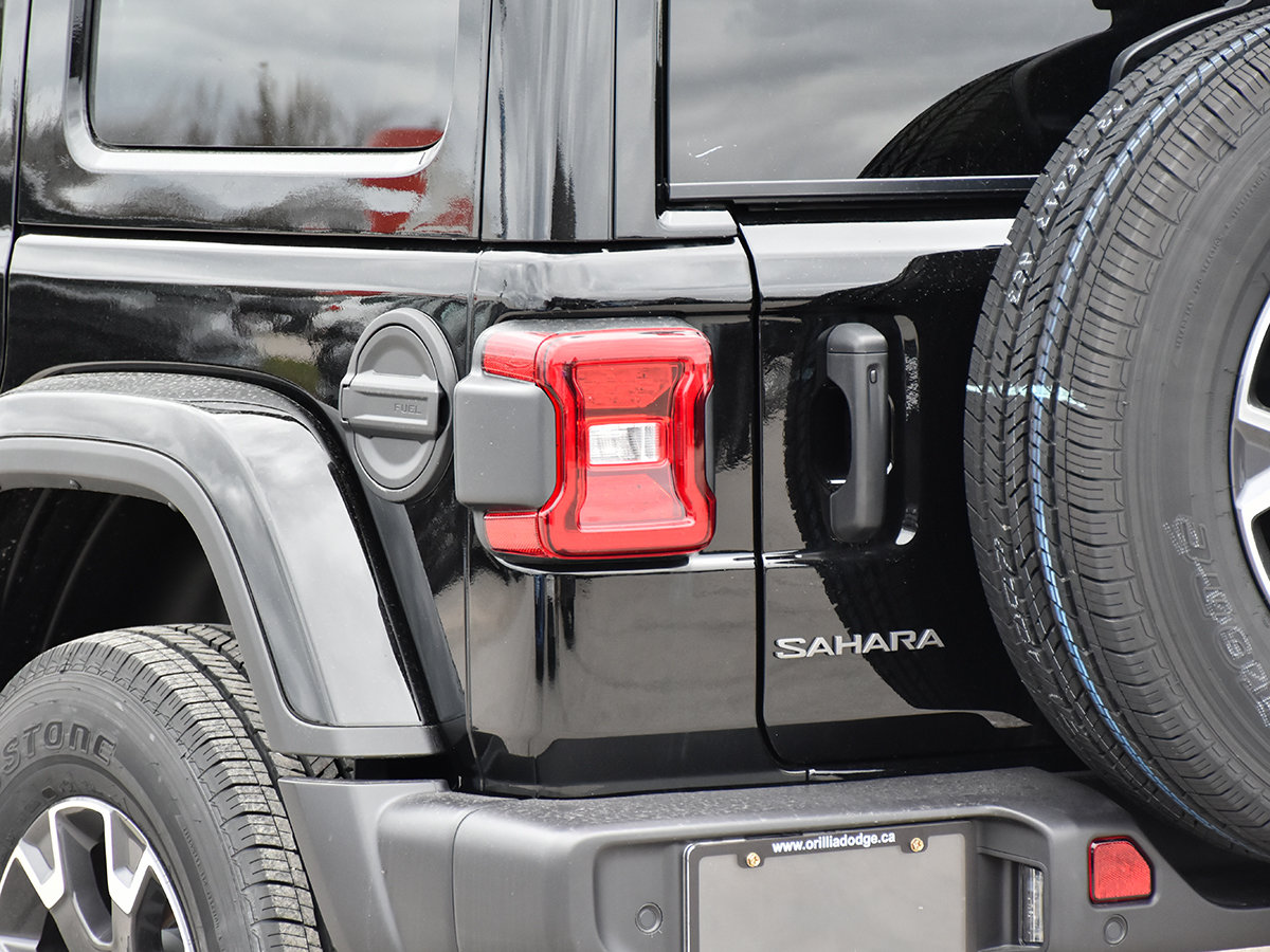 2026 Jeep Wrangler 4-Door SAHARA-5