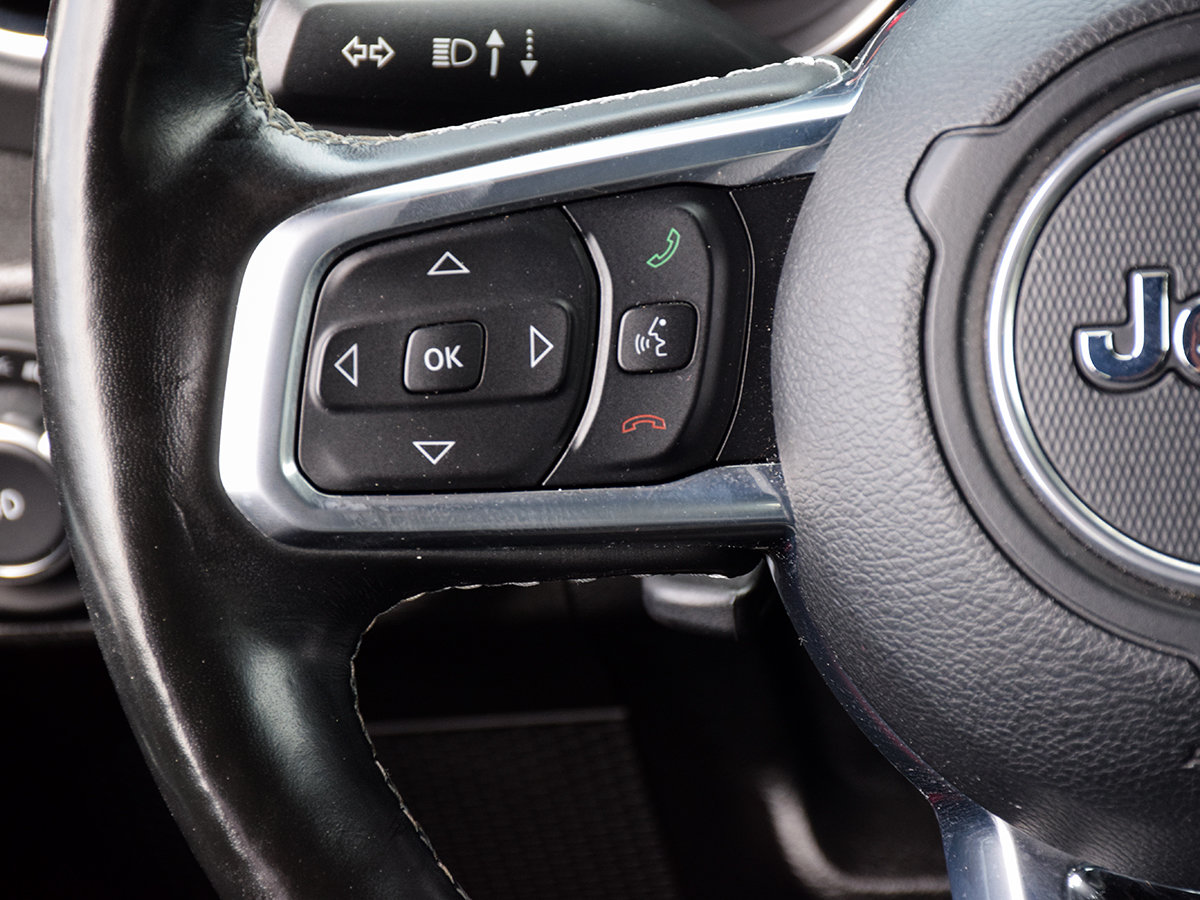 2021 Jeep WRANGLER UNLIMITED SAHARA-14