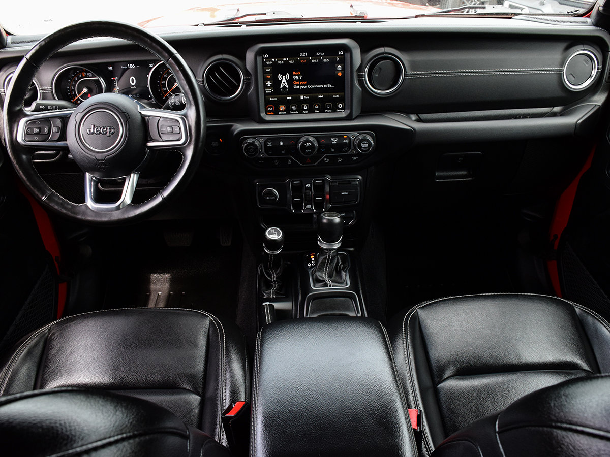 2021 Jeep WRANGLER UNLIMITED SAHARA-12