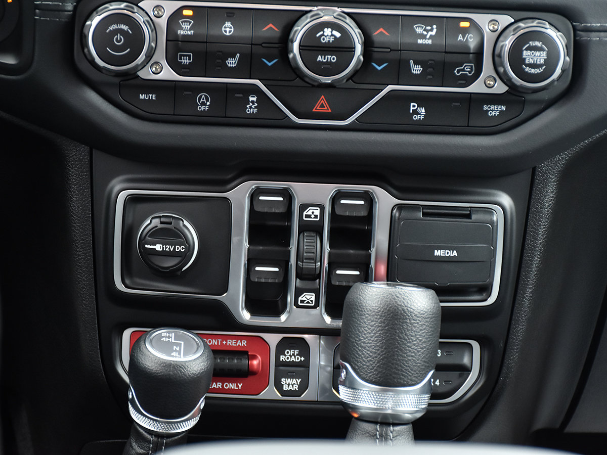 2025 Jeep Wrangler 4-Door RUBICON-15