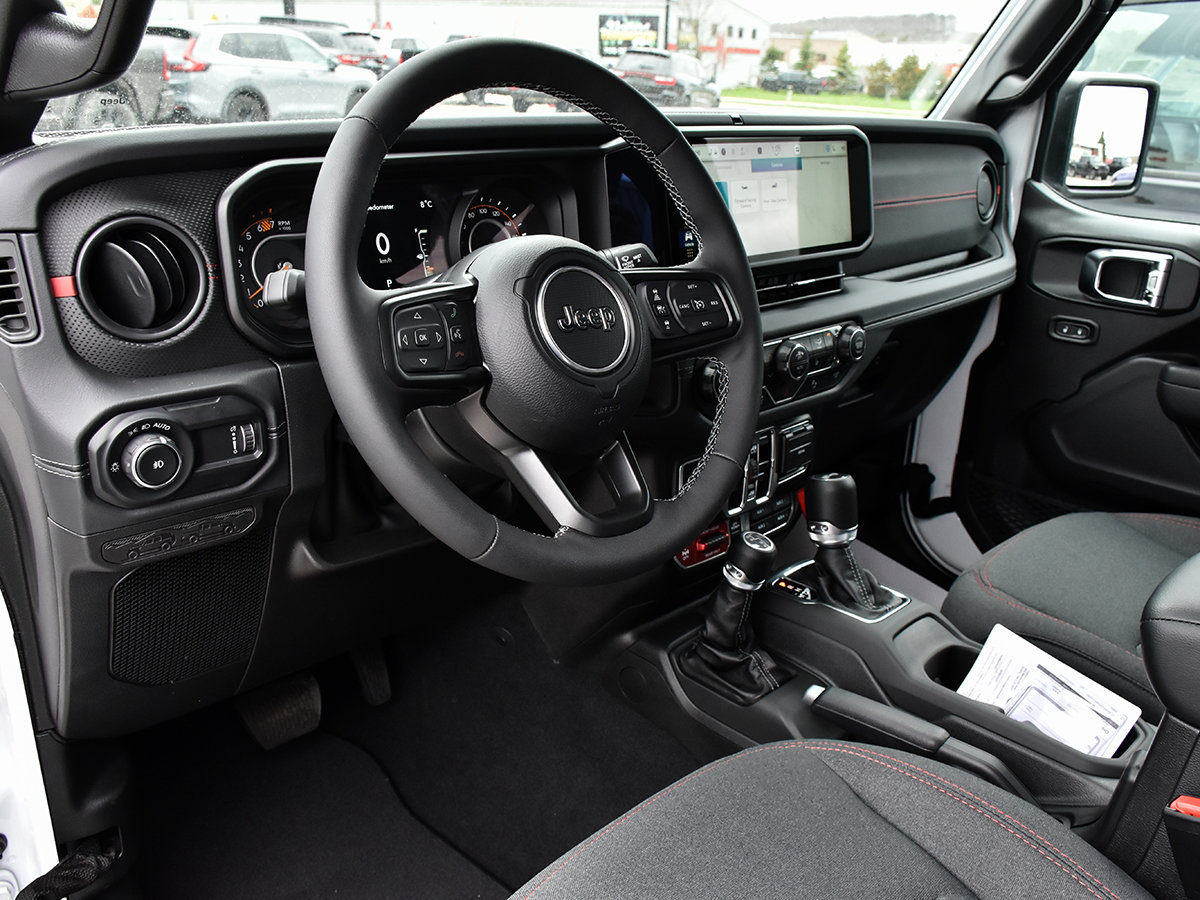 2025 Jeep Wrangler 4-Door RUBICON-6