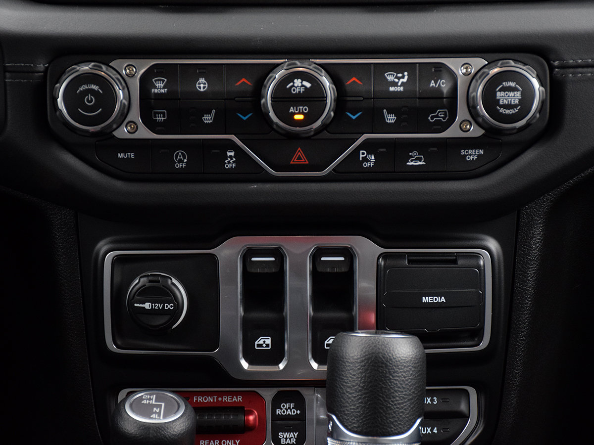 2025 Jeep WRANGLER RUBICON-13