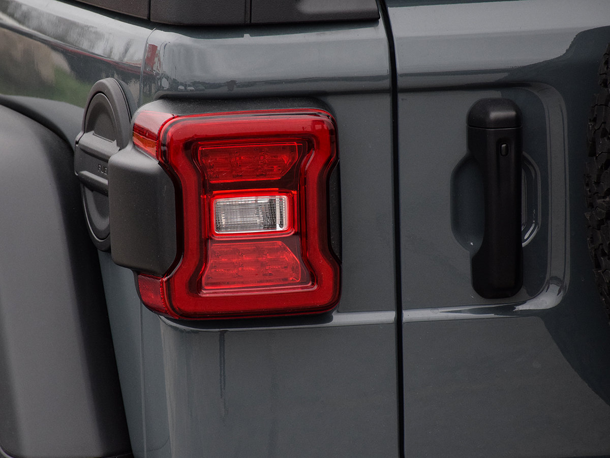 2025 Jeep WRANGLER RUBICON-6