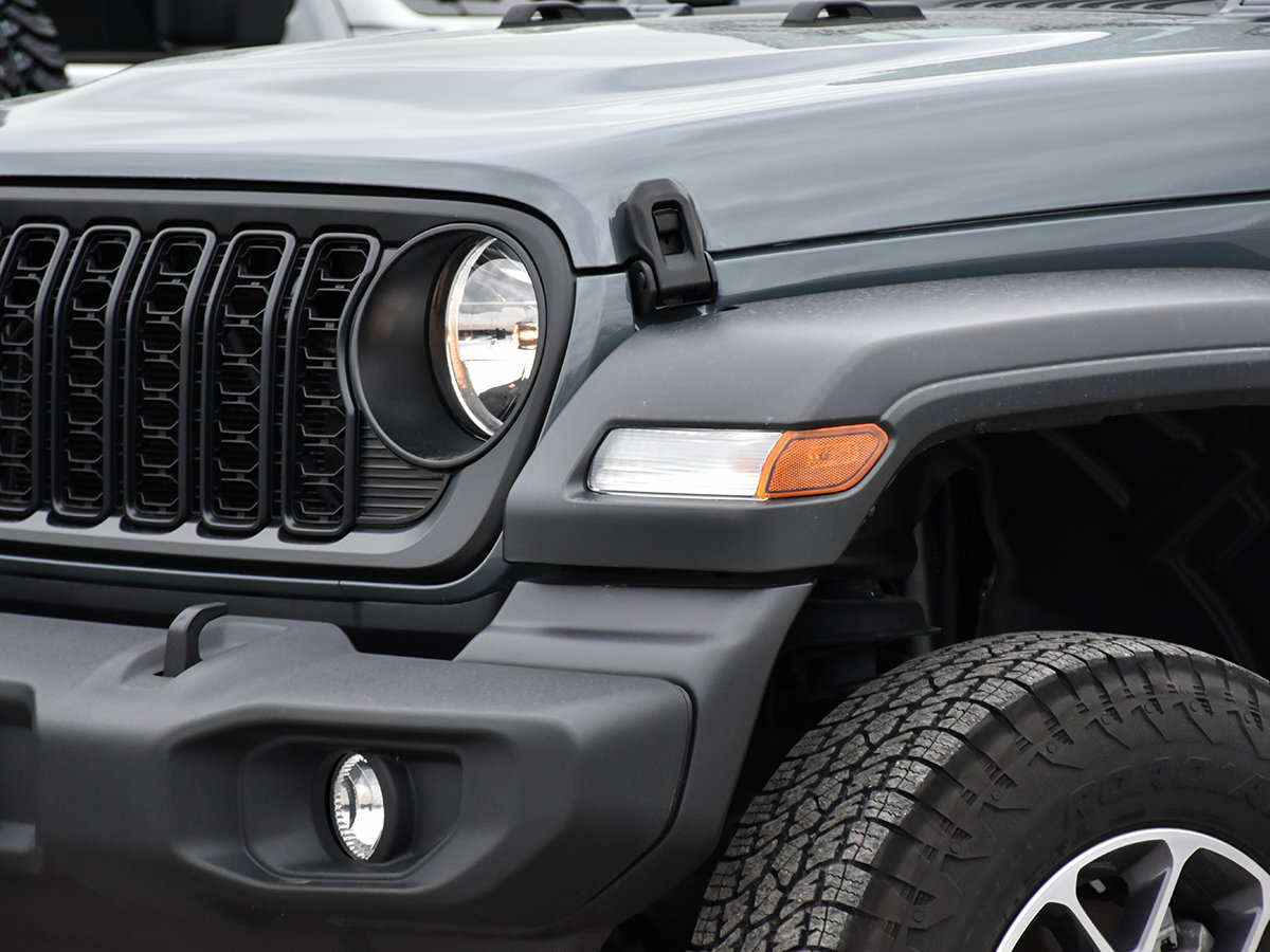 2025 Jeep WRANGLER SPORT S-4