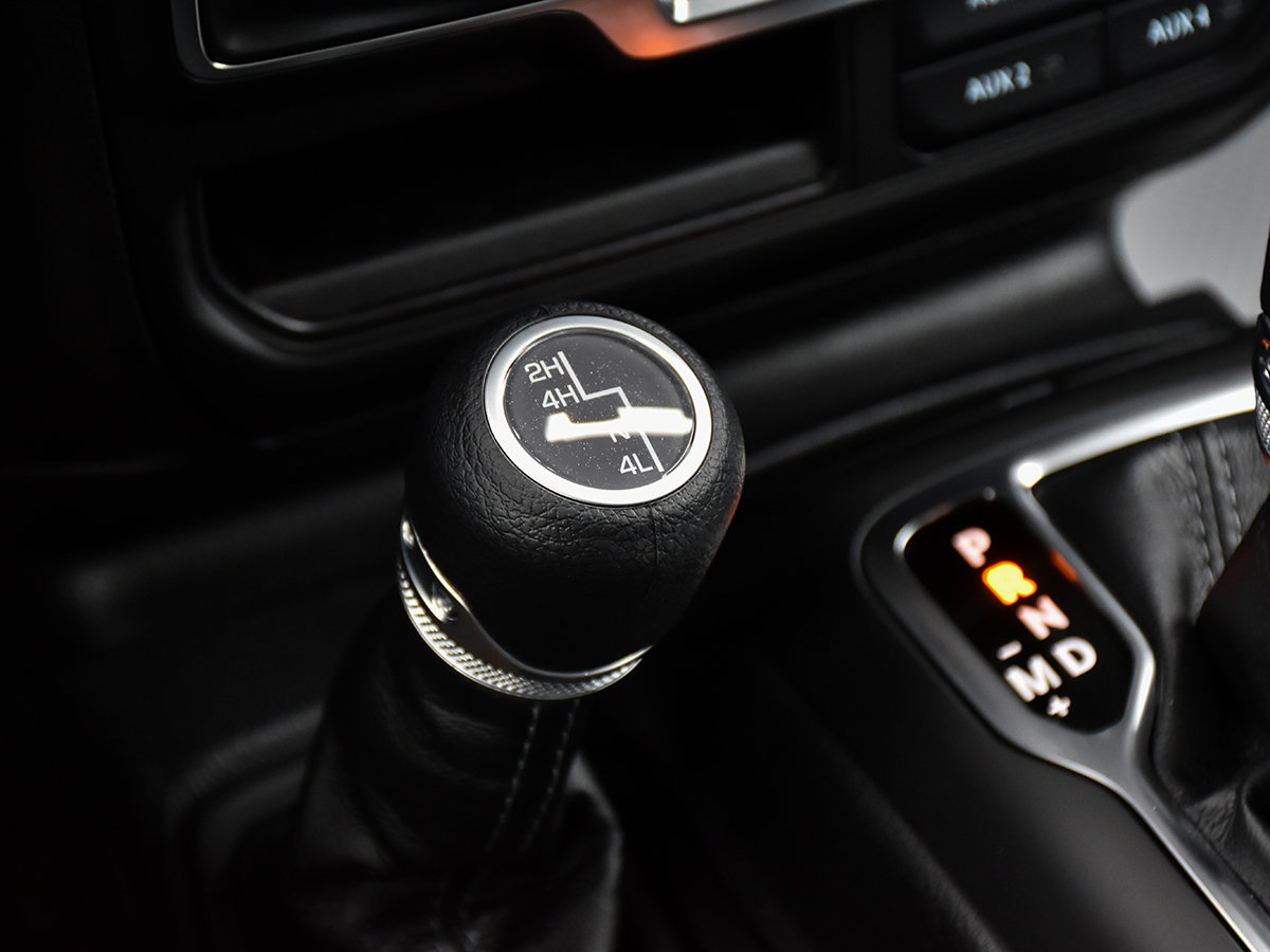 2025 Jeep WRANGLER SPORT S-20