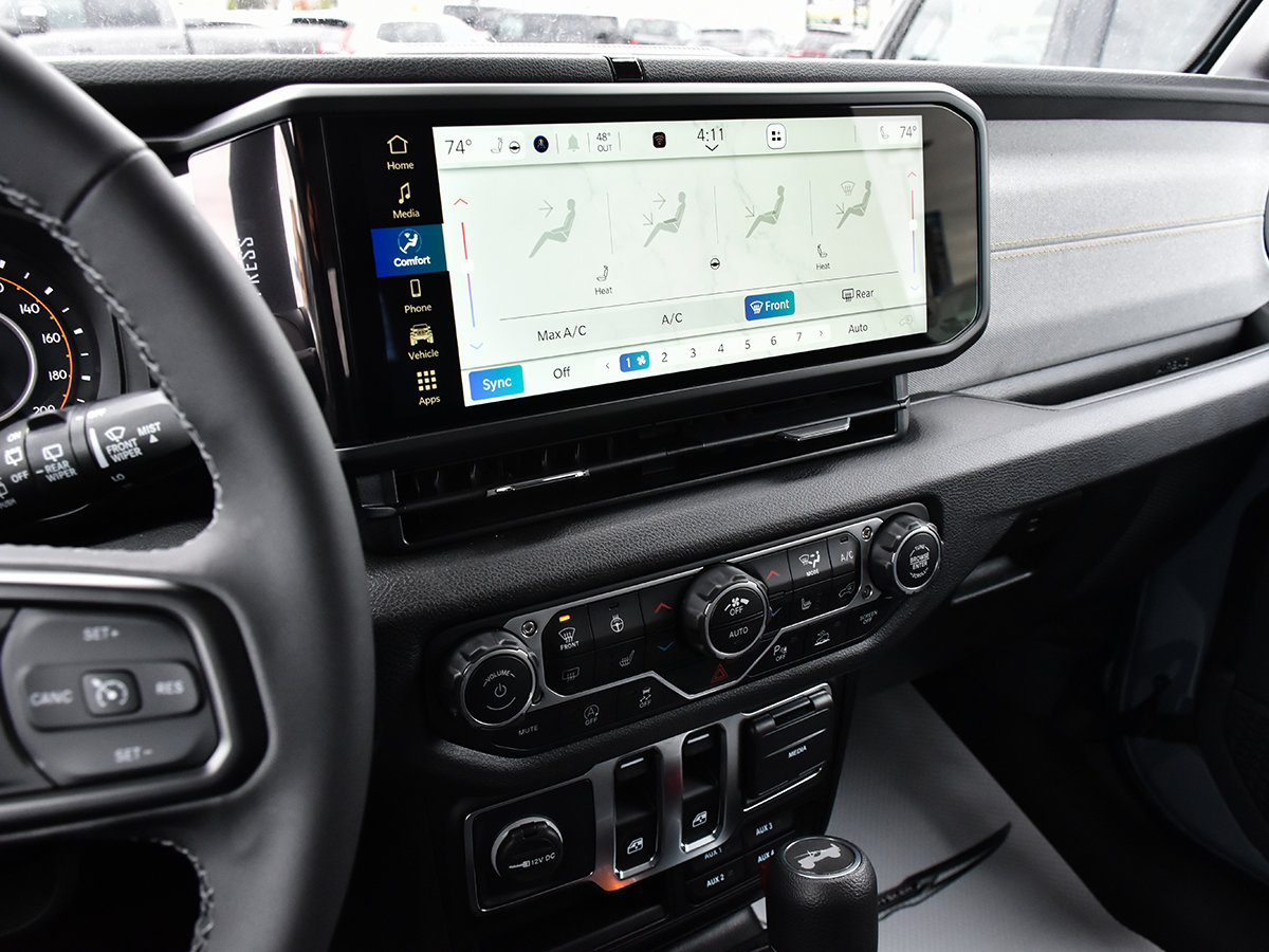 2025 Jeep WRANGLER SPORT S-14