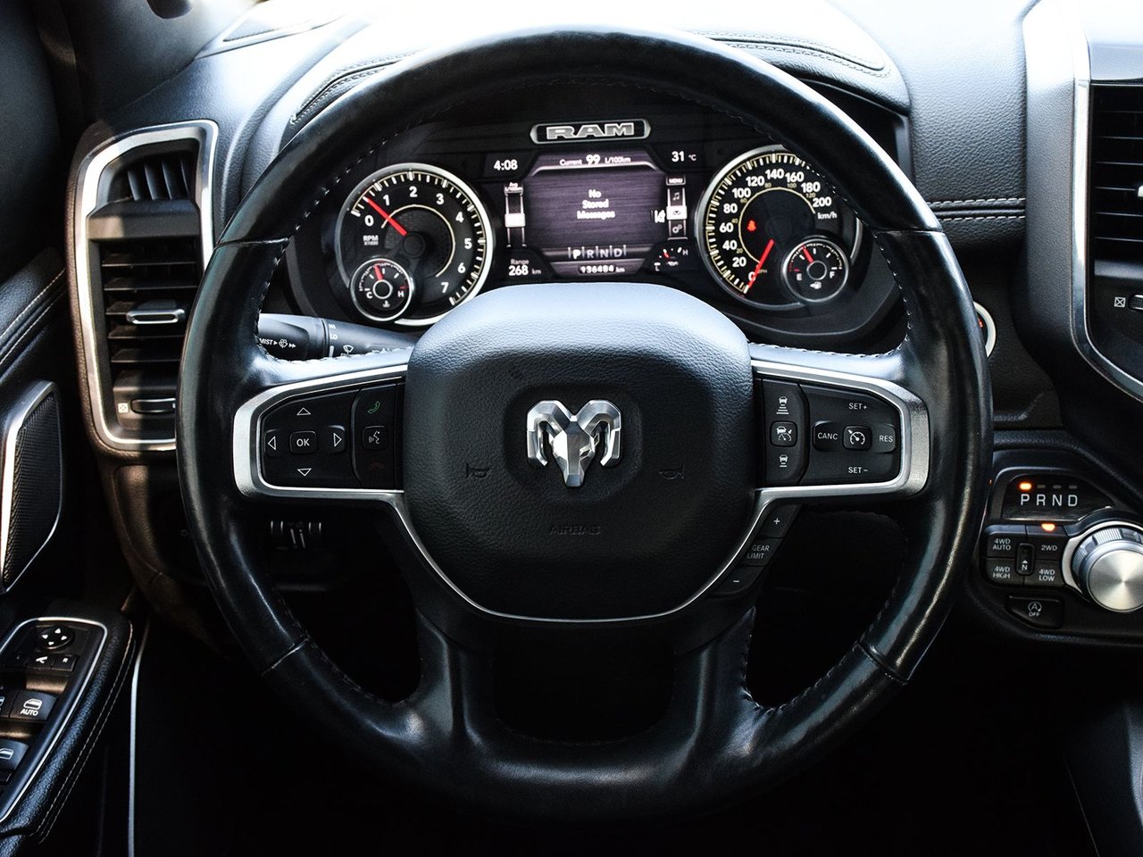 2020 Ram 1500 Laramie-14